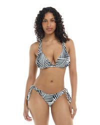 Zoey Bottom - FRAGMENT